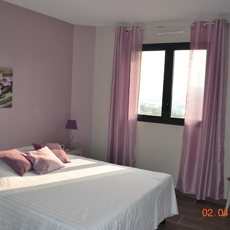Maison Avec Piscine Interieure Privee Sans Vis A Vis Chauffee Toute L Annee Quievrecourt ภายนอก รูปภาพ