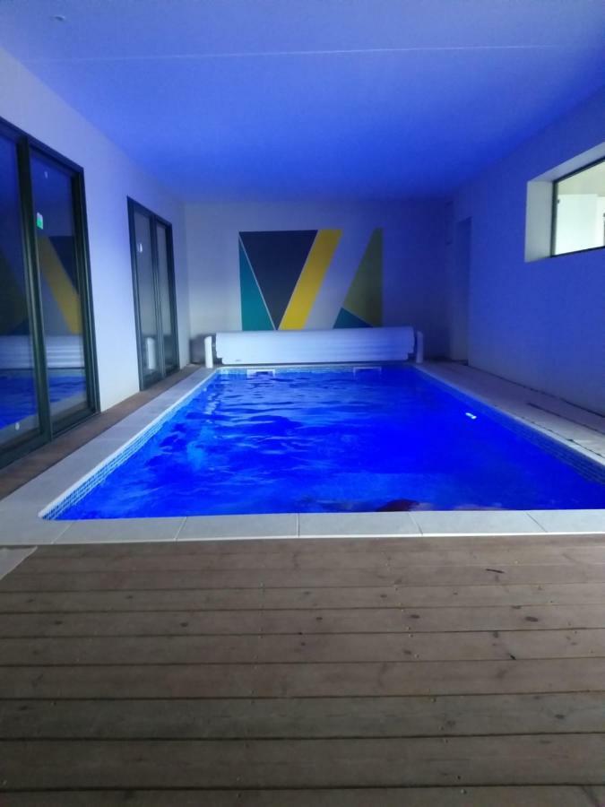 Maison Avec Piscine Interieure Privee Sans Vis A Vis Chauffee Toute L Annee Quievrecourt ภายนอก รูปภาพ